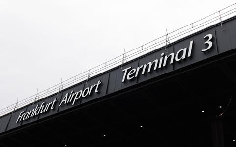 Das neue Passagierterminal an Deutschlands größtem Flughafen soll im April 2026 in Betrieb genommen werden. (Archivbild) - Foto: Lando Hass/dpa