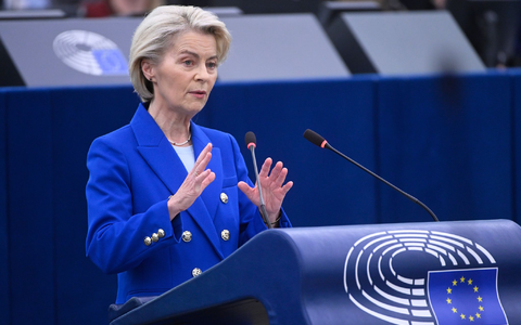 Kommissionspräsidentin Ursula von der Leyen rief angesichts der Bedrohungen aus Russland dazu auf, darauf nicht nur zu reagieren, sondern auch abzuschrecken.  - Foto: Pascal Bastien/AP/dpa
