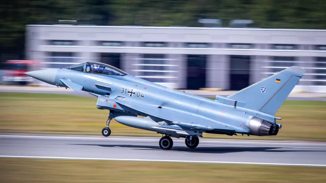 Die Beschaffung wird aus dem Sondervermögen für die Bundeswehr bezahlt. (Archivbild) - Bild: Jens Büttner/dpa-Zentralbild/dpa