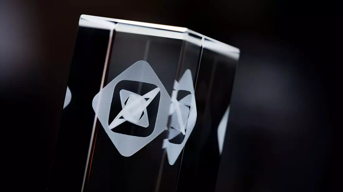 Der begehrte Grimme Online Award - zwei Preisträger lehnten den Preis ab. - Bild: Rolf Vennenbernd/dpa