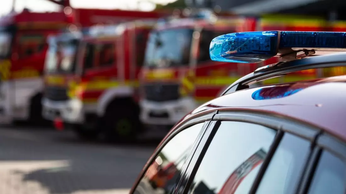 FW-MH: Drei Leichtverletzte bei zwei zeitgleichen Verkehrsunfällen auf der Autobahn A40 - Bild: presseportal.de