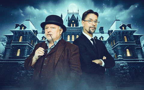 Live, improvisiert und unvorhersehbar: Tödliches Spiel - Das Live-Krimi-Dinner mit Axel Prahl und Jan Josef Liefers als Krimi-Masterminds am 22. November um 20:15 Uhr in der ARD und dem ORF - Foto: presseportal.de