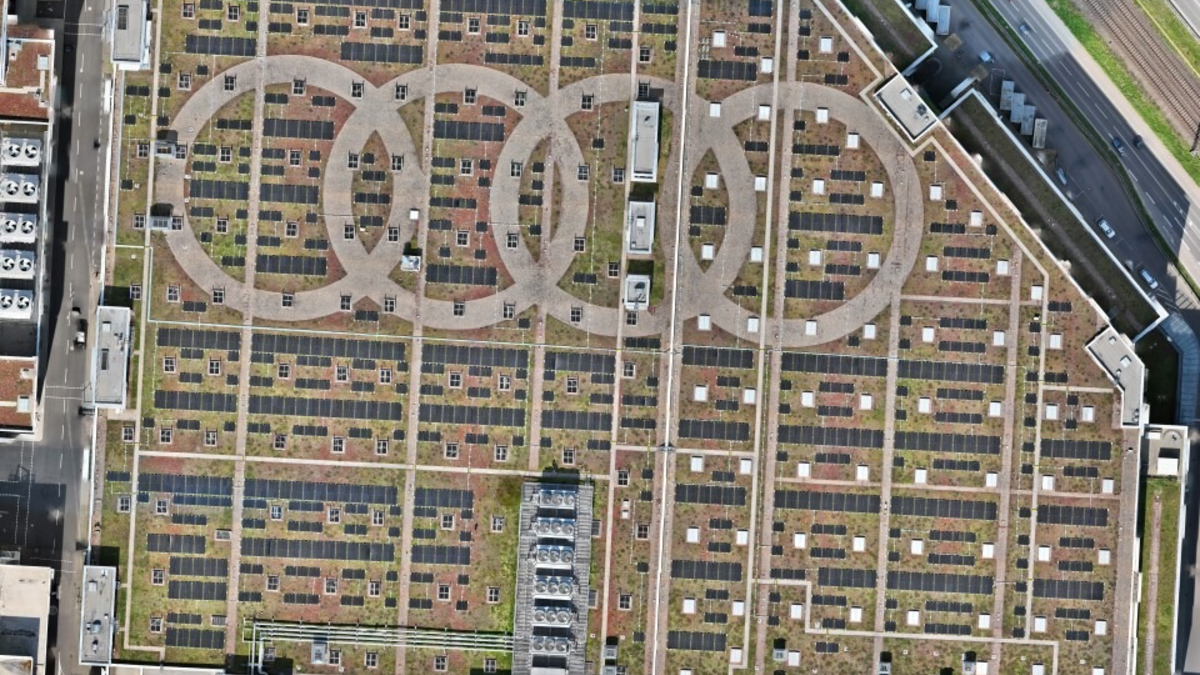 Pünktlich zum Automobilgipfel: Energy Partners realisiert Photovoltaikprojekte für namhafte Automobilkunden - Foto: presseportal.de