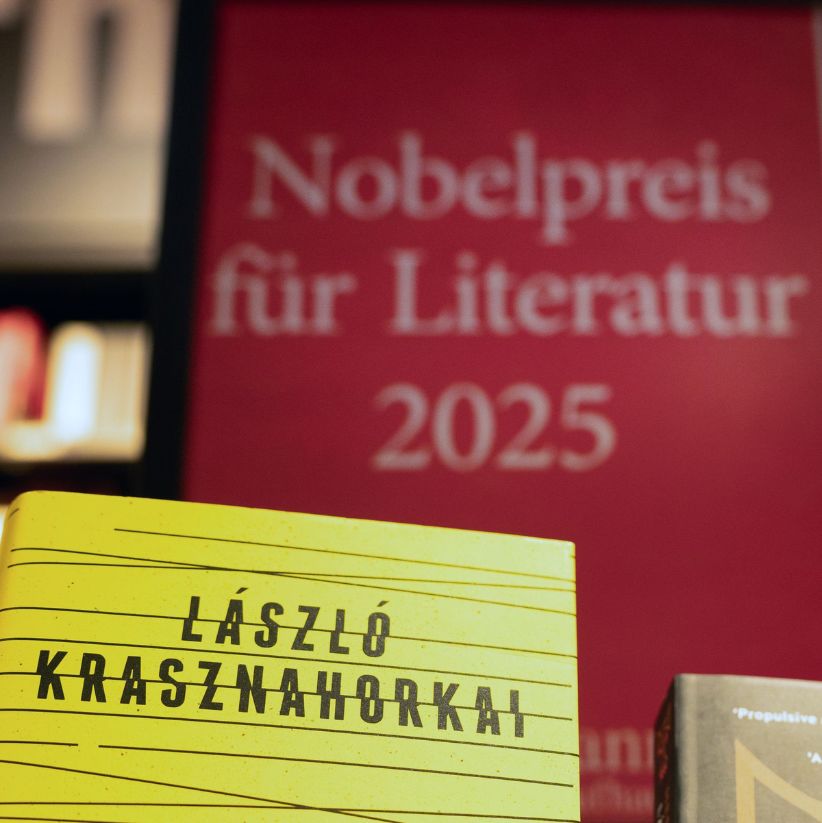 Die Handlung seines letzten Romans «Herscht 0779» lässt Krasznahorkai in einer thüringischen Kleinstadt spielen, in der gewalttätige Neonazis auftauchen.  - Foto: Soeren Stache/dpa