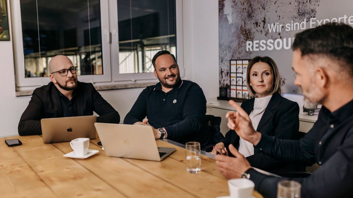 Mit Verantwortung und Hightech: Wie die Hofmann Metall GmbH regionale Stärke in globale Wirkung verwandelt - Foto: presseportal.de