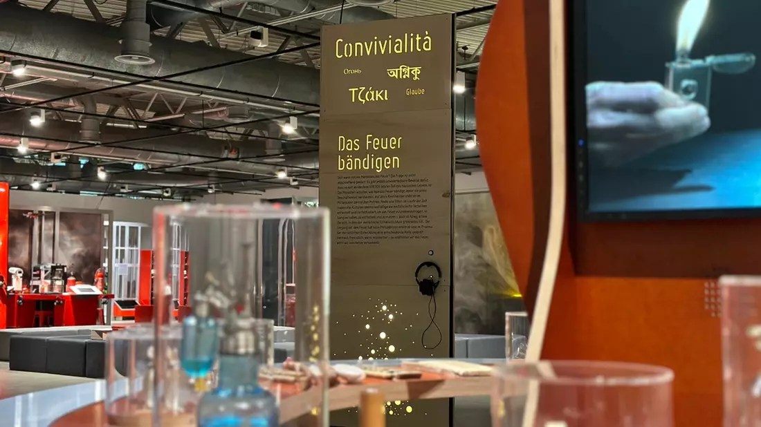 Neue Sonderausstellung in der DASA Arbeitswelt Ausstellung / Feuer zeigt Faszination und Gefahr - Bild: presseportal.de