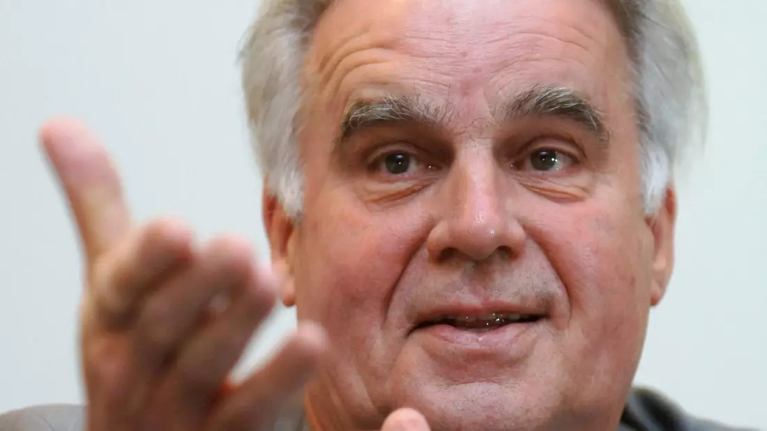 Uwe Pörksen im Alter von 90 Jahren gestorben (Archivbild) - Bild: Arne Dedert/dpa