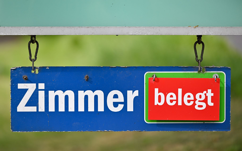 Der Sommermonat August hat Hotels und Pensionen gute Geschäfte beschert. (Symbolbild) - Foto: Patrick Pleul/dpa