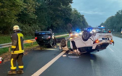 FW-DO: Verkehrsunfall auf der A42 - Zwei Fahrzeuge überschlagen, zwei Personen verletzt - Foto: presseportal.de