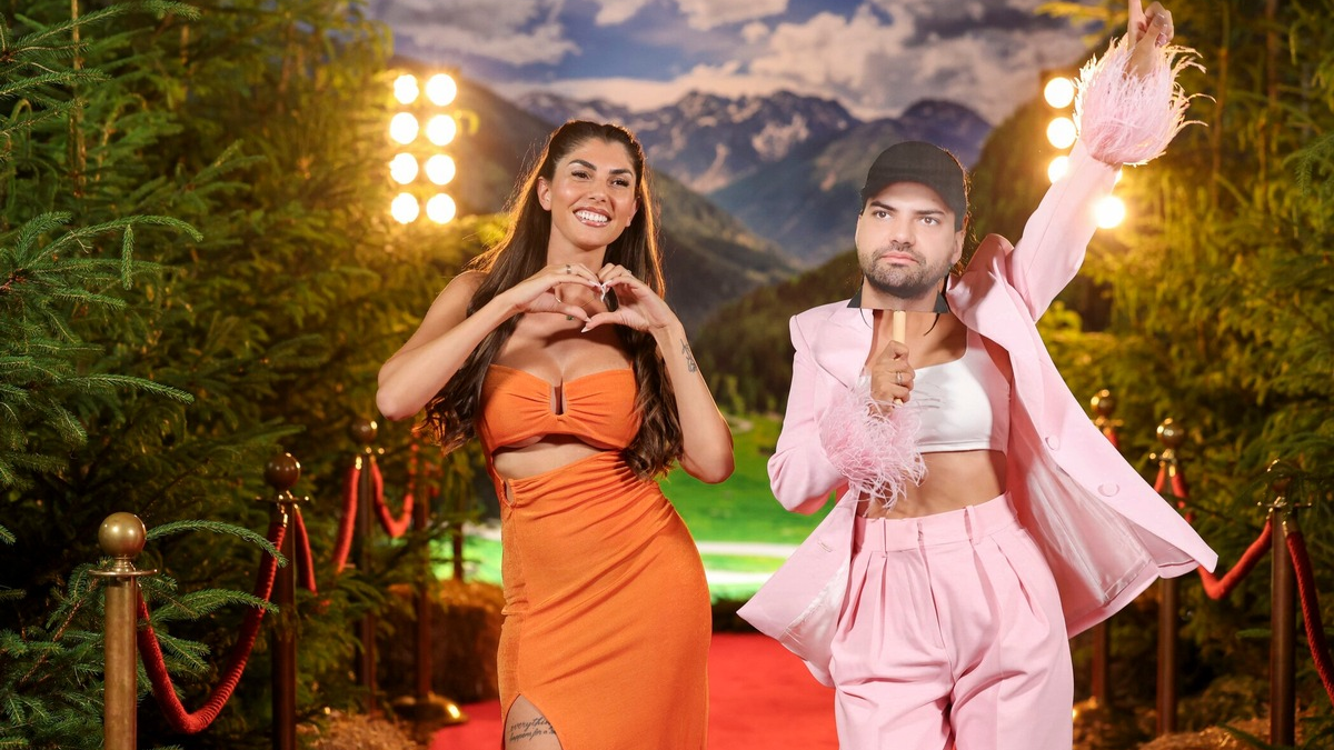 Yeliz Koc Dilara Kruse Jimi Blue Ochsenknecht Forsthaus Rampensau Germany - Foto: Joyn/Nadine Rupp, presseportal.de