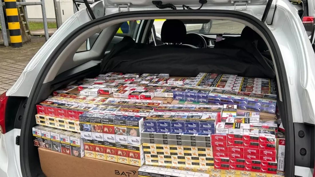 HZA-GI: Gießener Zoll deckt Schmuggelversuch auf - 83.600 Zigaretten entdeckt - Bild: presseportal.de