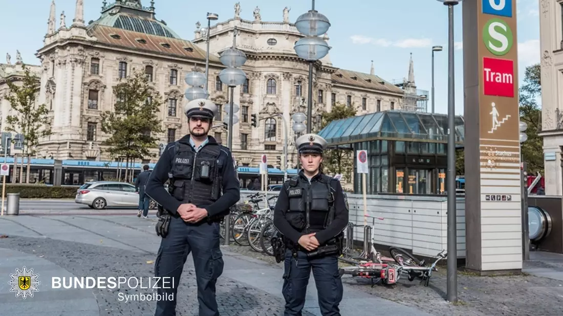Bundespolizeidirektion München: Frau ohne Fahrschein widersetzt sich Kontrolle / Ermittlungen wegen falscher Verdächtigung - Bild: presseportal.de