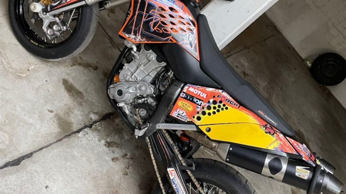 POL-H: Zeugenaufruf: Täter stehlen zwei Motocross-Motorräder in Hannover-Bemerode - Polizei bittet um Hinweise - Foto: presseportal.de