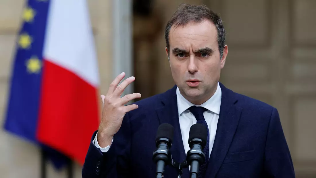 Gelingt Lecornu die politische Gratwanderung im zweiten Versuch? (Archivbild) - Bild: Stephanie Lecocq/Reuters Pool/AP/dpa