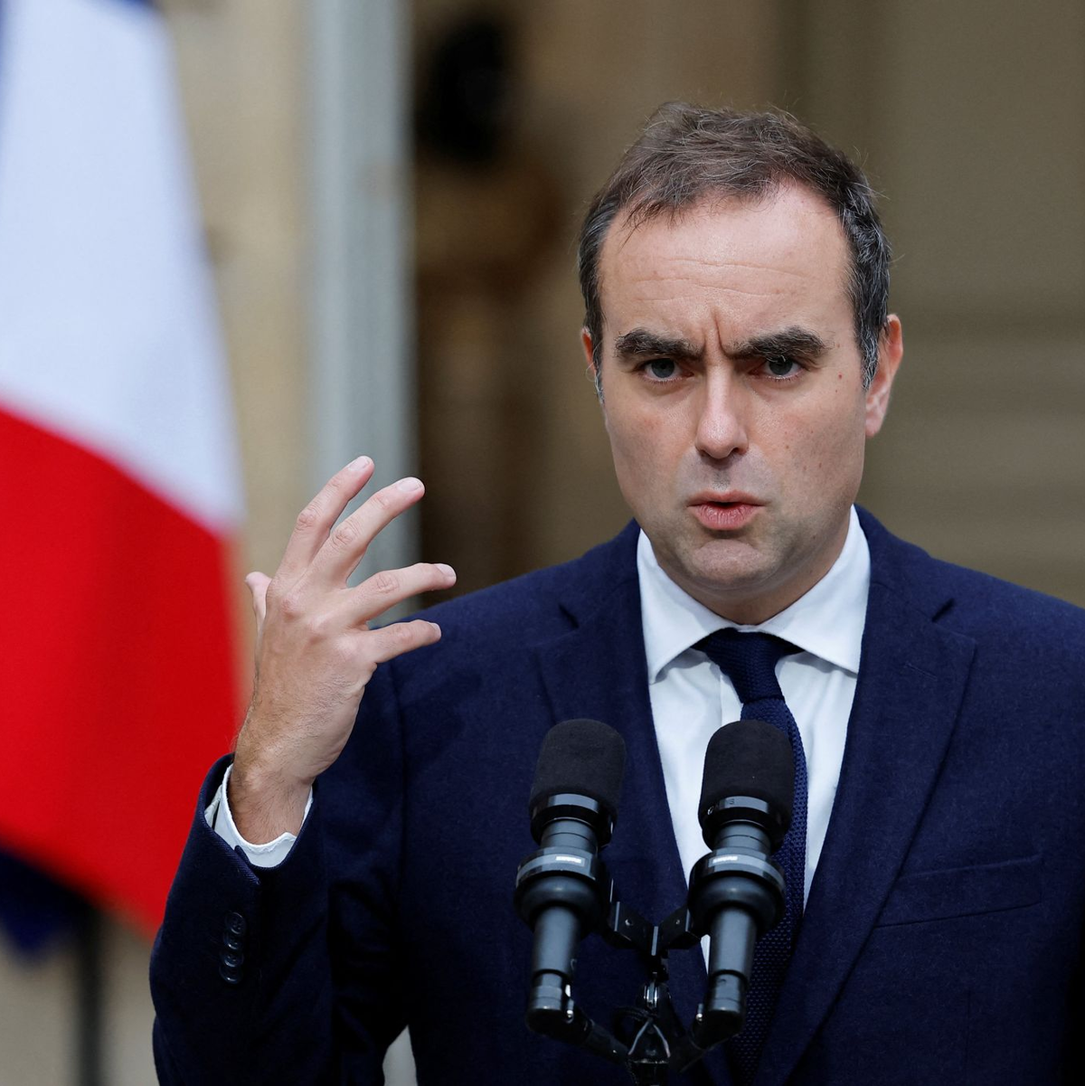 Gelingt Lecornu die politische Gratwanderung im zweiten Versuch? (Archivbild) - Foto: Stephanie Lecocq/Reuters Pool/AP/dpa