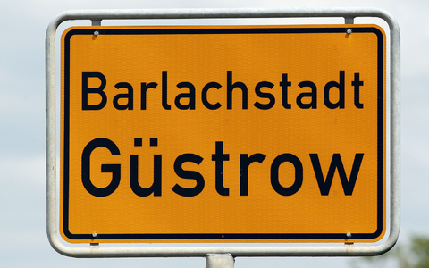 Die Polizei sucht nach einem Jungen aus Güstrow. (Symbolbild) - Foto: picture alliance / ZB