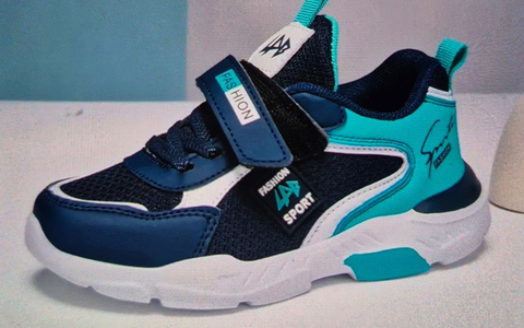 POL-HRO: Vermisster 8-Jähriger aus Güstrow - aktuelle Maßnahmen der Polizei (FOTO) - Foto: presseportal.de POL-HRO: Vermisster 8-Jähriger aus Güstrow - aktuelle Maßnahmen der Polizei (FOTO) - Foto: presseportal.de