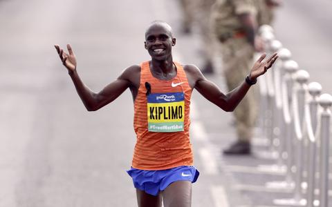 Jacob Kiplimo aus Uganda hat den Chicago-Marathon gewonnen. (Archivbild) - Foto: Richard Sellers/PA Wire/dpa Jacob Kiplimo aus Uganda hat den Chicago-Marathon gewonnen. (Archivbild) - Foto: Richard Sellers/PA Wire/dpa