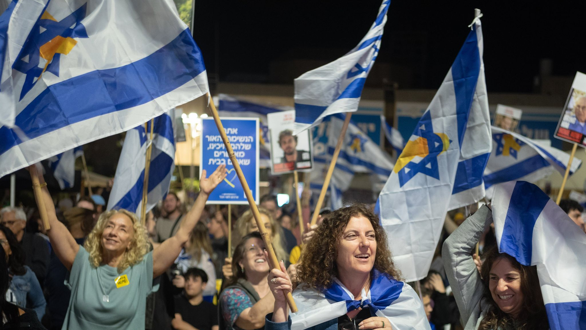 Bisher hat die Hamas acht Leichen von Geiseln übergeben. (Archivbild) - Foto: Ilia Yefimovich/dpa