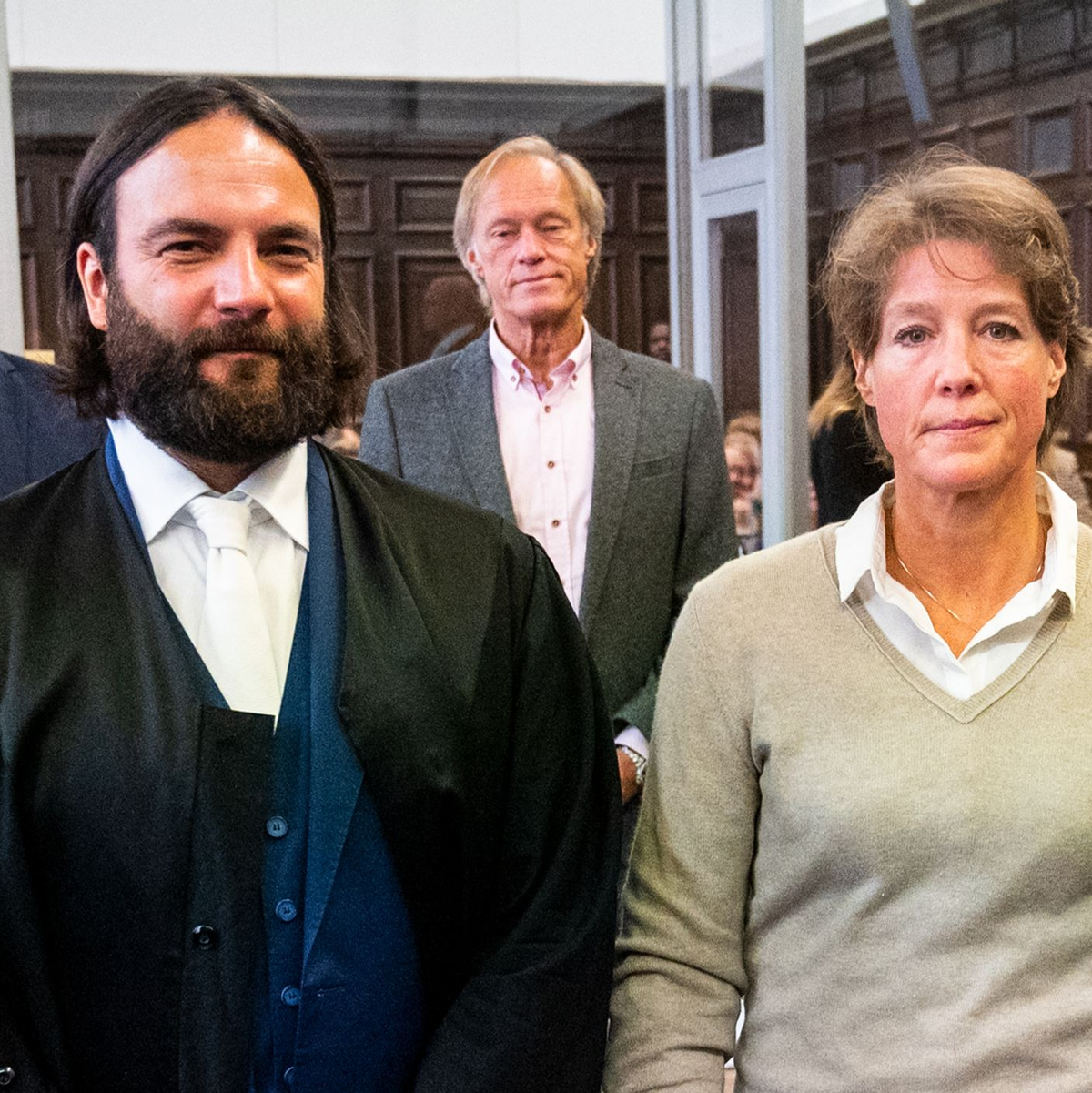 Der Vater Stephan Hensel ist Nebenkläger in dem Prozess. - Foto: Daniel Bockwoldt/dpa Pool/dpa