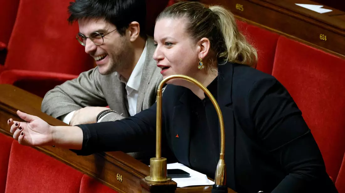Dem Misstrauensantrag der LFI-Fraktion gegen Frankreichs neue Regierung haben sich auch Abgeordnete der Grünen und Kommunisten angeschlossen (Archivbild). - Bild: Ludovic Marin/AFP/dpa