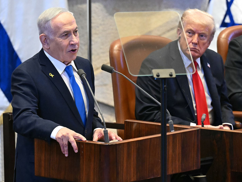 US-Präsident Donald Trump erklärte nach Verhandlungen auch mit Israels Ministerpräsidenten Benjamin Netanjahu Frieden im Nahen Osten. (Archivbild) - Foto: Saul Loeb/POOL AFP/AP/dpa