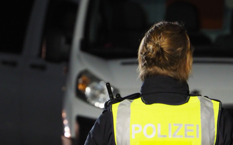 POL-SE: Behördenübergreifende Verkehrskontrolle mit den Schwerpunkten Alkohol, Drogen, Medikamente und reisende Straftäter - Foto: presseportal.de