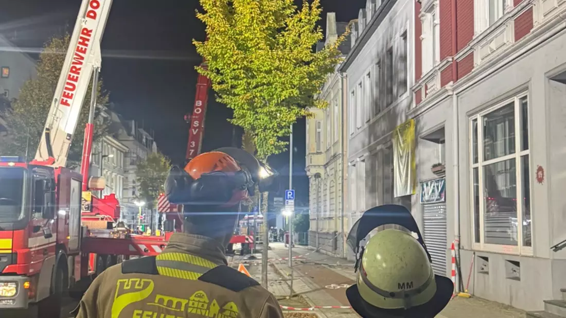 FW-EN: Hagener Straße zum Wochenstart wieder befahrbar - Intensiver Einsatz der Feuerwehr, des THW und der Hilfsorganisationen an der Hagener Str. in Gevelsberg nach 33 Stunden abgeschlossen - Bild: presseportal.de