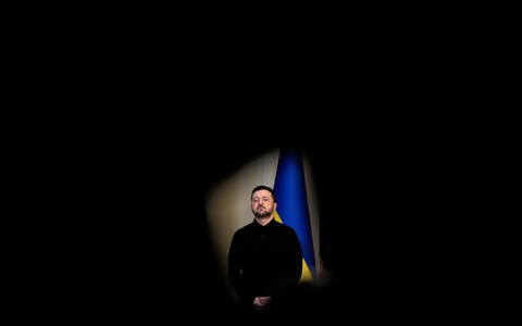 Der ukrainische Präsident Wolodymyr Selenskyj hofft weiter auf die Lieferung von US-amerikanischen Marschflugkörpern, um Ziele im russischen Hinterland angreifen zu können. - Foto: Julia Demaree Nikhinson/AP/dpa