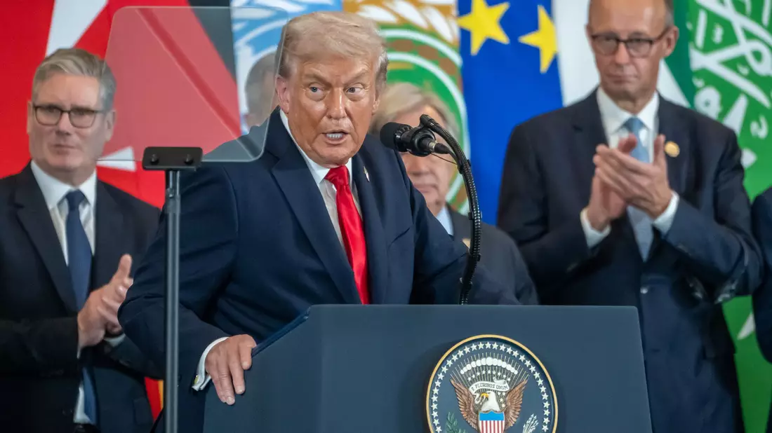 US-Präsident Trump zeigt ein gewisses Verständnis dafür, dass die Hamas im Gazastreifen Gegner hinrichtet. (Archivbild) - Bild: Michael Kappeler/dpa