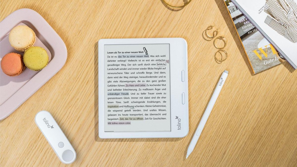 Blättern ohne Wischen: Die tolino-Allianz präsentiert die erste eigene Fernbedienung für eReader - Foto: presseportal.de