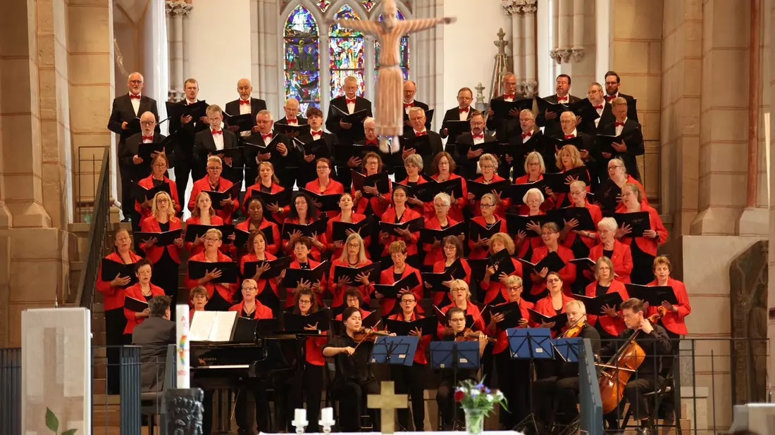 POL-HM: Polizeichor Hameln lädt ein zum festlichen Weihnachtskonzert im Theater Hameln - Bild: presseportal.de