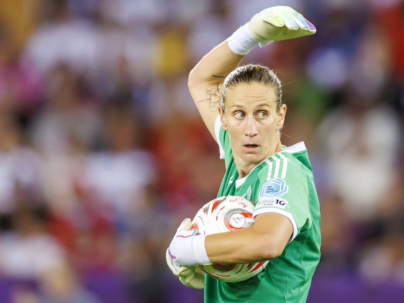 Ann-Katrin Berger setzt ihre Karriere im Nationalteam fort. (Archivbild) - Foto: Michael Buholzer/KEYSTONE/dpa