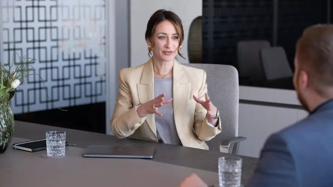 Michaela Goll: Die 3 größten Fehler in Mitarbeitergesprächen – und wie sie ganze Teams sabotieren - Bild: presseportal.de
