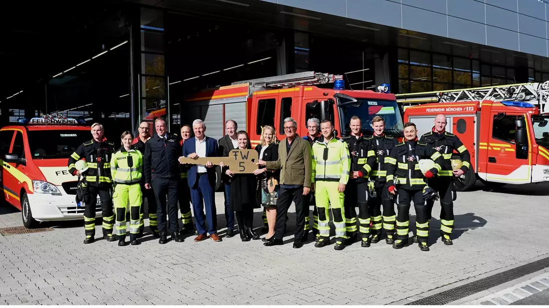 FW-M: Feierliche Einweihung der Feuerwache 5 (Ramersdorf) - Bild: presseportal.de