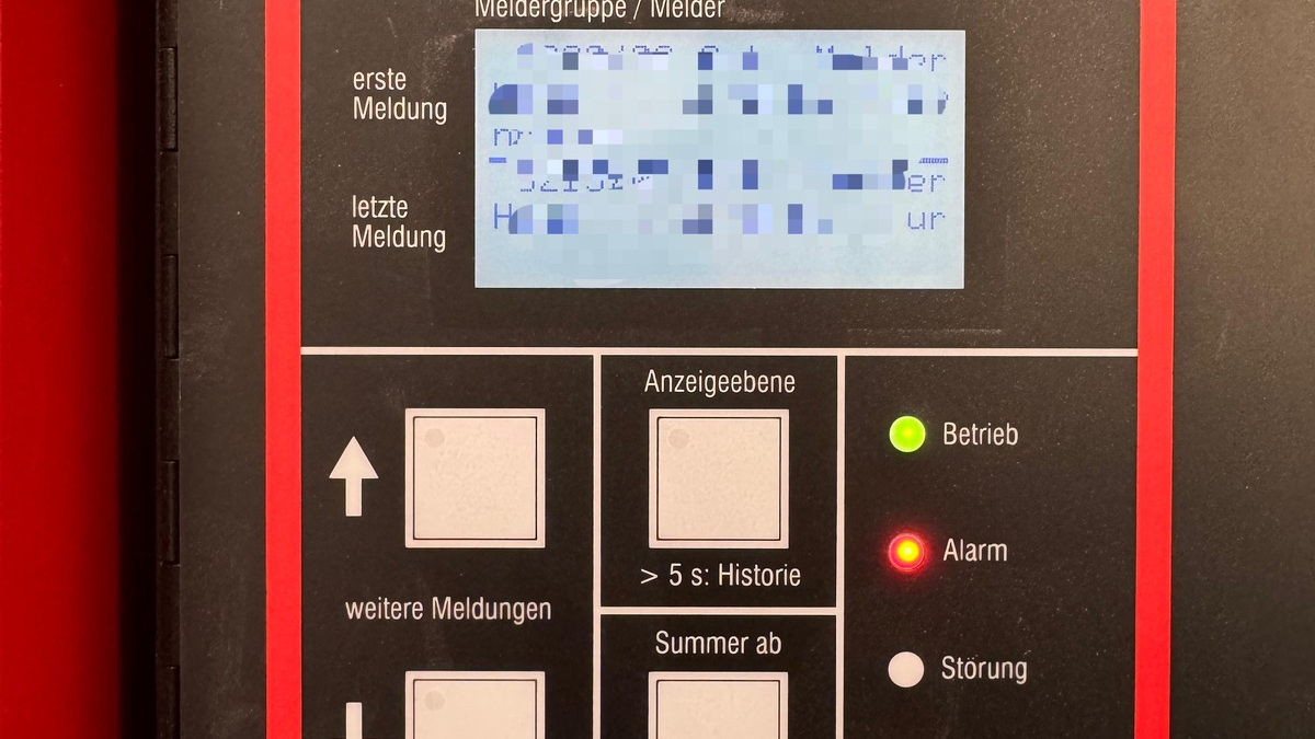 FW-DT: Brandmeldeanlage im Kreishaus ausgelöst - Foto: presseportal.de