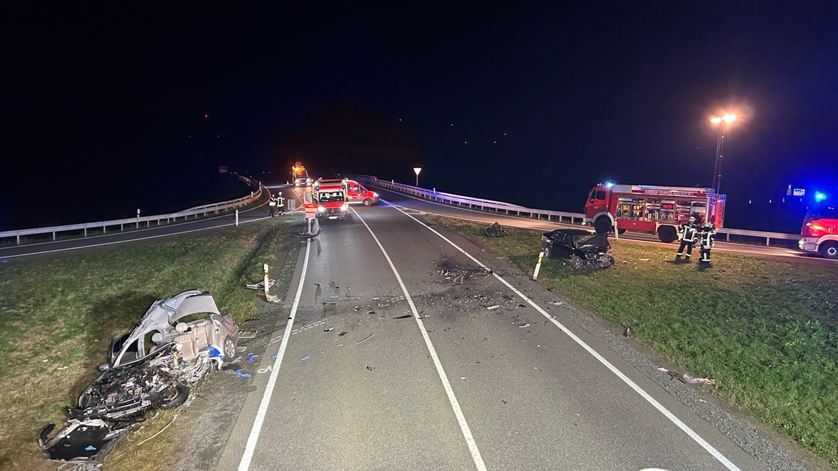 POL-PDKO: Frontalzusammenstoß im Begegnungsverkehr - Foto: presseportal.de