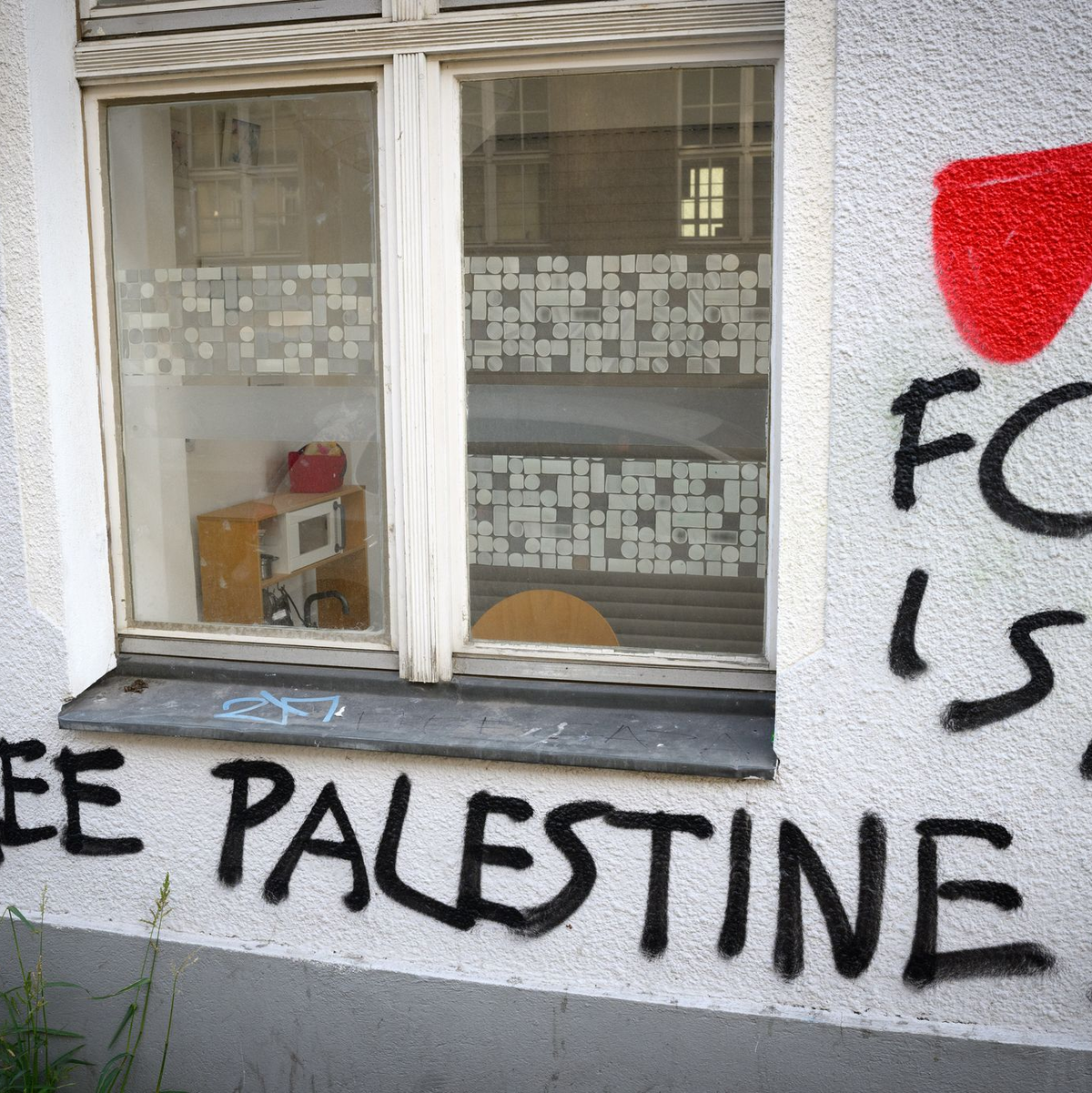 Die Zahl der antisemitischen Straftaten hat sich seit dem 7. Oktober 2023 verdoppelt. (Archivbild) - Foto: Bernd von Jutrczenka/dpa