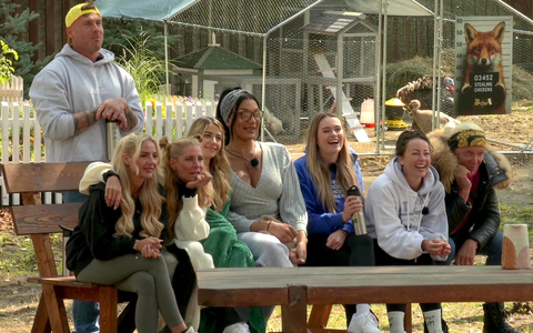 Stallarbeit, Flirts & Fehltritte: So beginnt der Der Promihof - Foto: presseportal.de