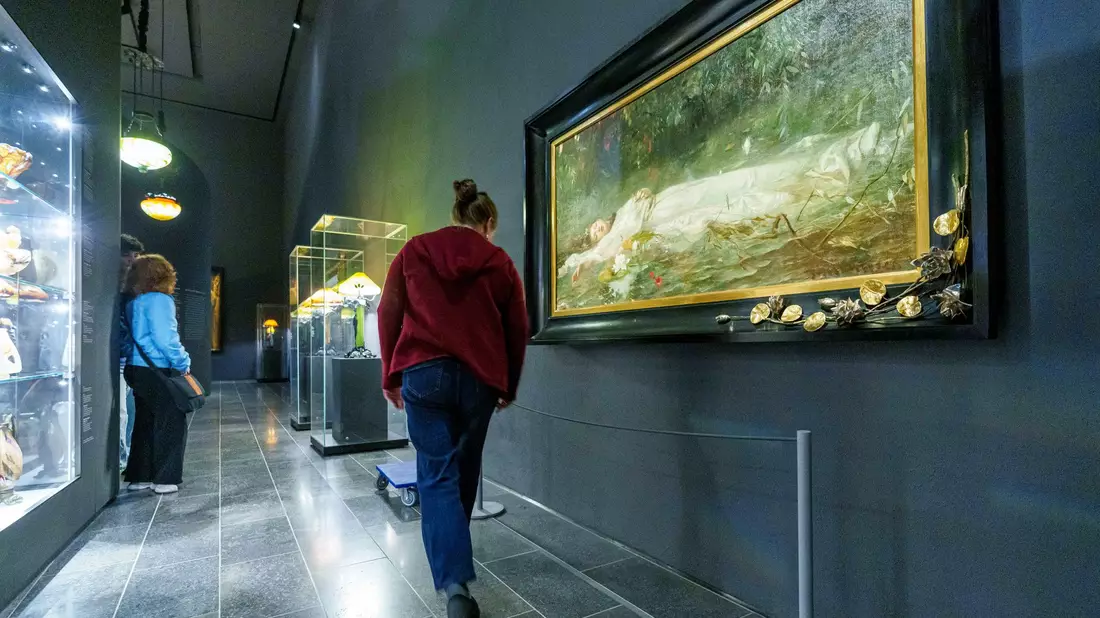 Aus dem Museum heißt es: «Wir sind überrascht und glücklich.»  - Bild: Andreas Arnold/dpa