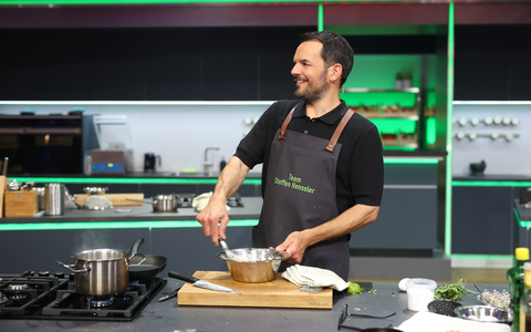 Steffen Henssler The Taste - Foto: Joyn /Benedikt Müller, presseportal.de