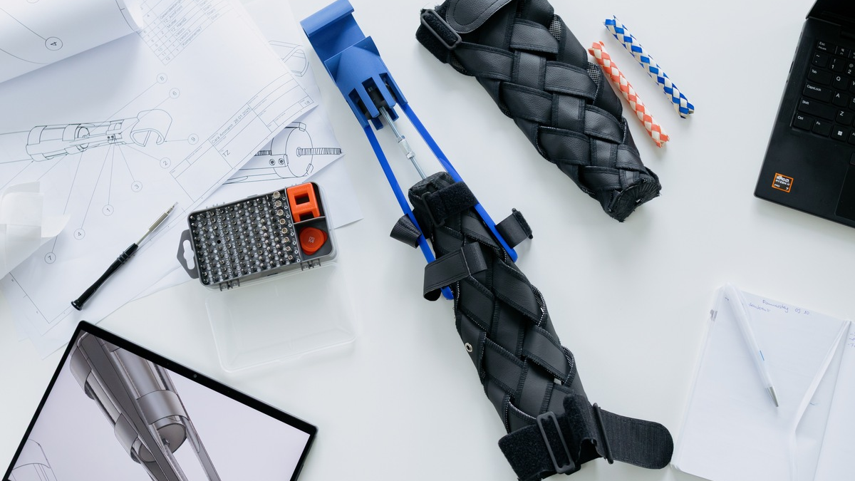 Erfolg aus dem DACH-Raum: Schweizer Projekt Softletics erreicht globale Top 20 des James Dyson Award 2025 - Foto: presseportal.de