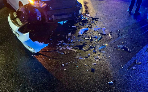 POL-DU: Beeck: Kollision im Kreuzungsbereich - Zwei Verletzte - Foto: presseportal.de