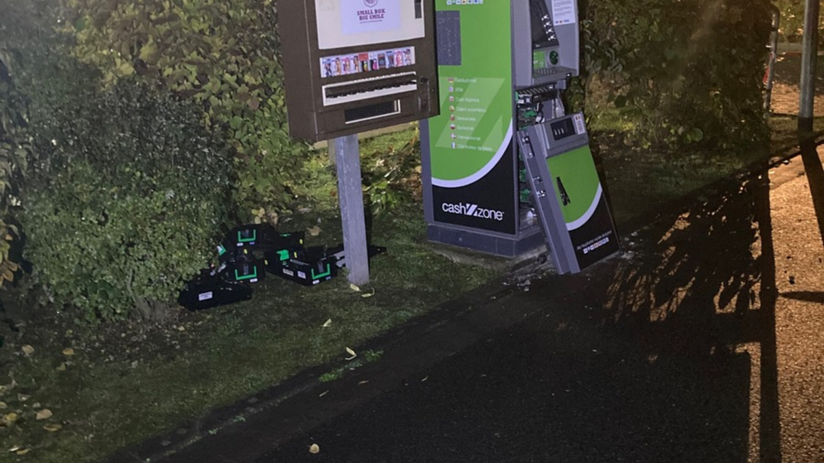 POL-COE: Coesfeld, Lübbesmeyerweg / Aufbruch eines Geldautomaten - Foto: presseportal.de