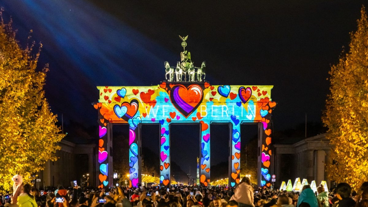 FESTIVAL OF LIGHTS 2025 in Berlin mit neuem Besucherrekord zu Ende gegangen - Foto: presseportal.de