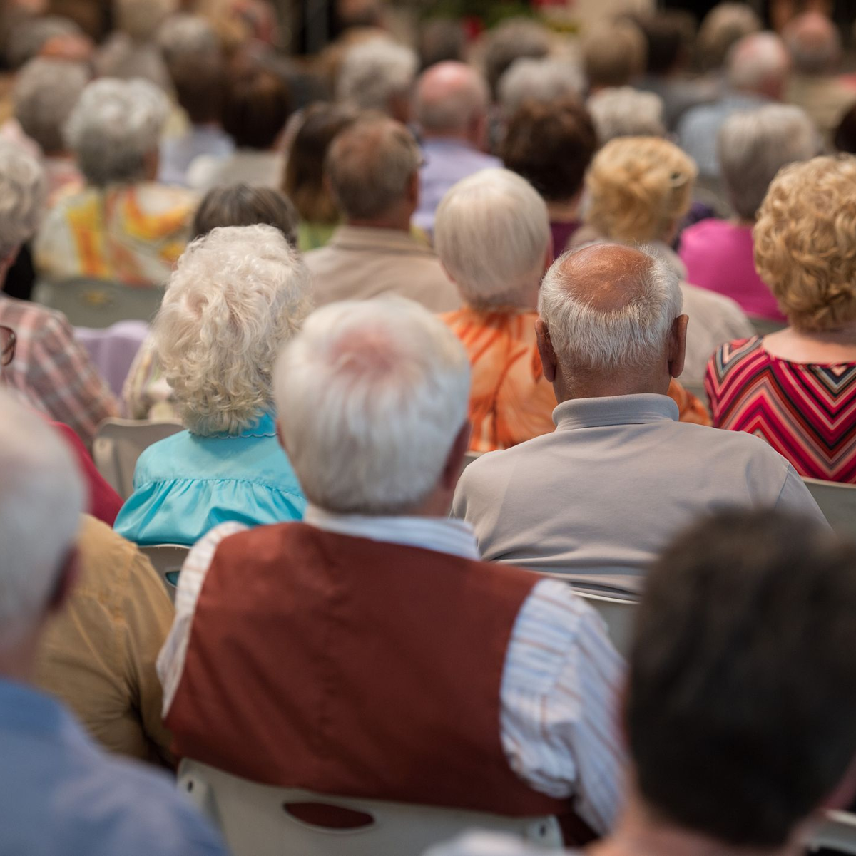 Seniorinnen und Senioren - der Bundestag lieferte sich einen Schlagabtausch über die Rente. - Foto: Patrick Pleul/dpa