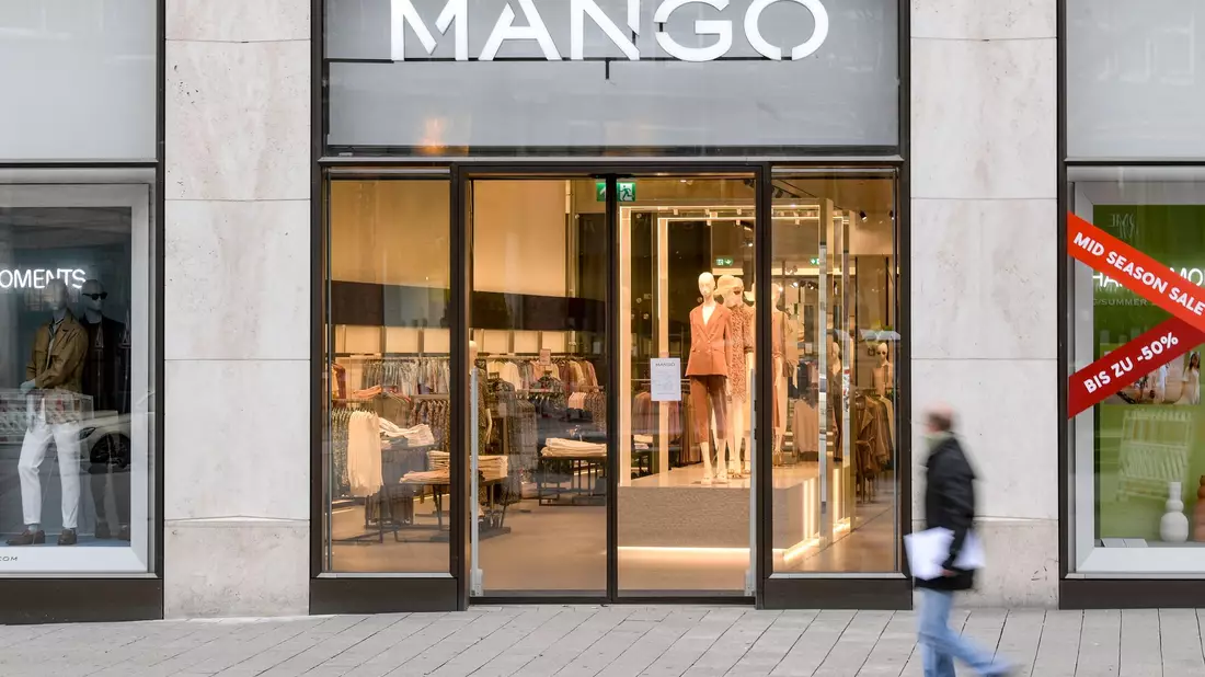 Das Datenleck bei Mango ist ein weiterer Vorfall in einer langen Reihe von Cyberangriffen auf Einzelhändler und Modeketten. (Archivbild) - Bild: Axel Heimken/dpa