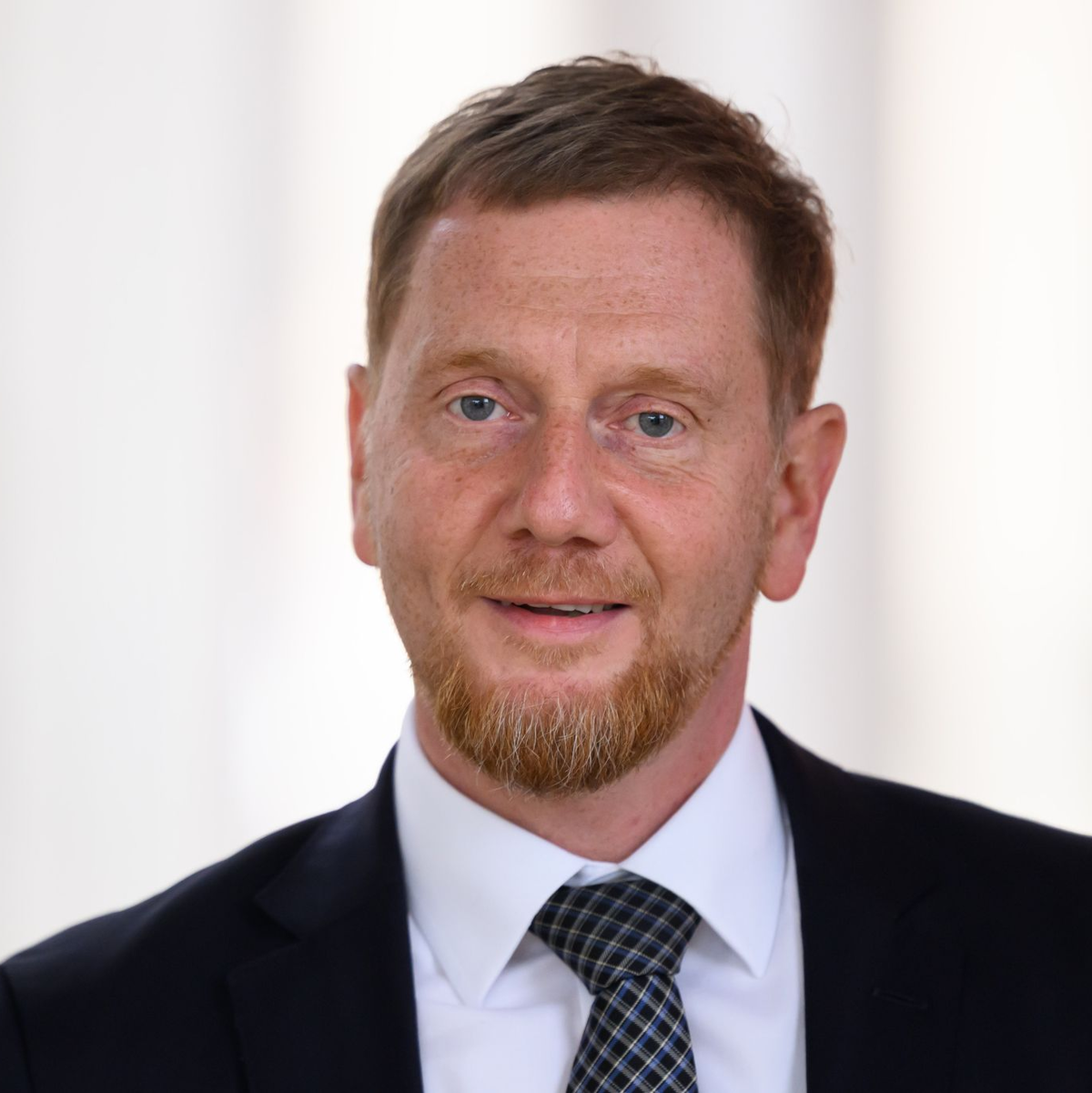 Kretschmer verteidigt die Aussage von Bundeskanzler Friedrich Merz bezüglich der «Probleme im Stadtbild». (Archivbild) - Foto: Robert Michael/dpa