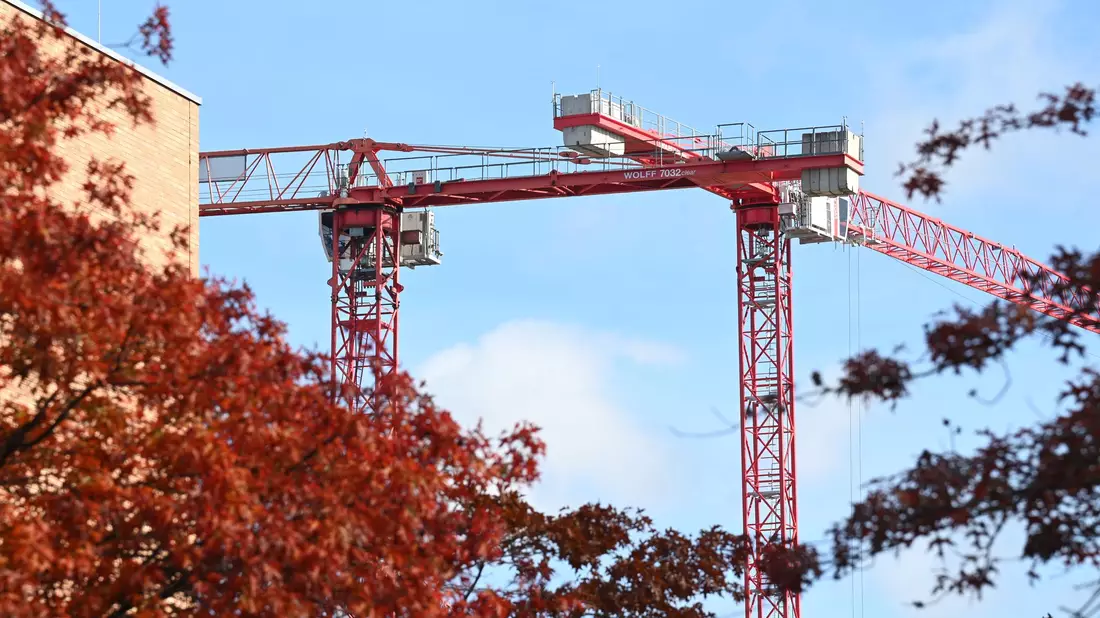 Bauen soll in Deutschland künftig schneller gehen. (Archivbild) - Bild: Niklas Graeber/dpa