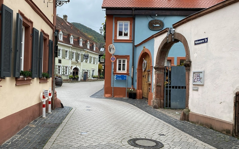 POL-PDLD: St. Martin - Fußgängerin verletzt - Foto: presseportal.de